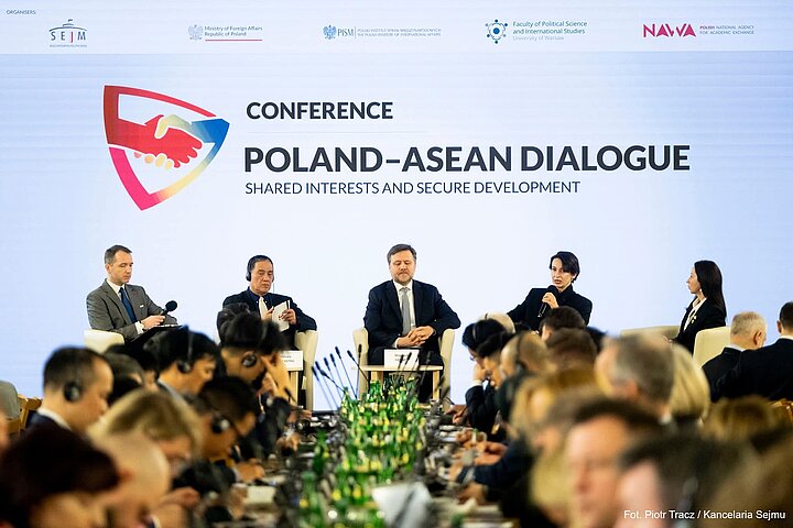 Dialog Polska–ASEAN 6